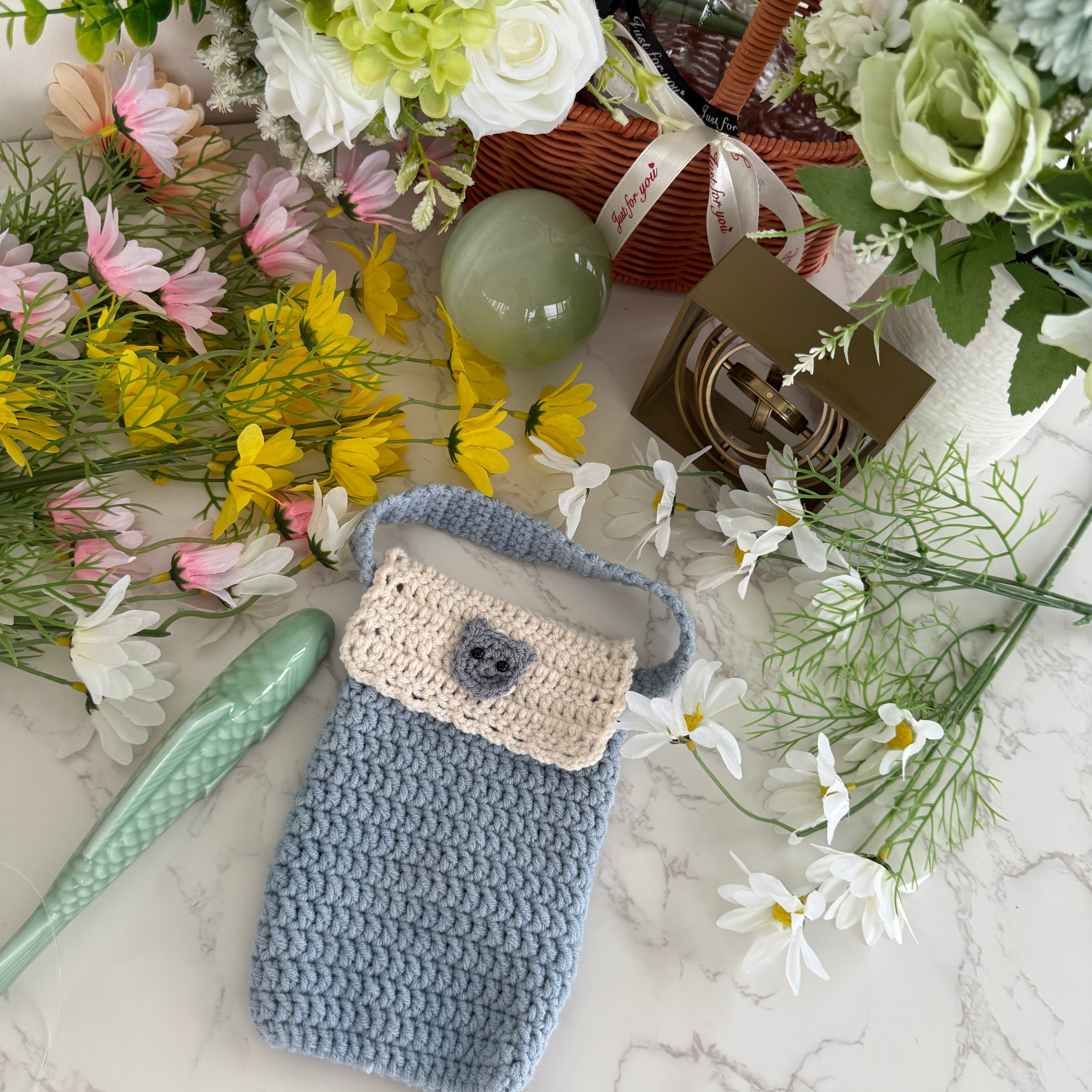 .knitted pet remembrance pouch