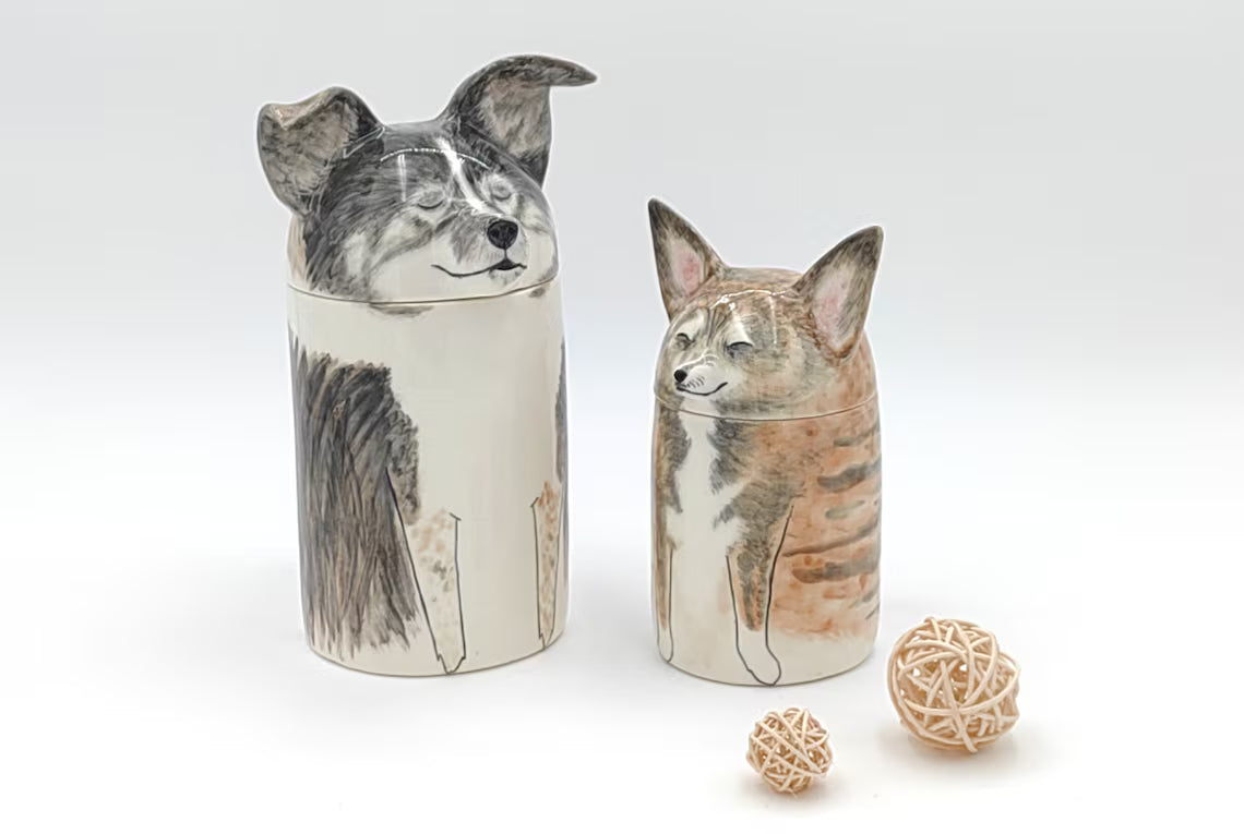 Made to Order: Custom Name + Animal Pattern Pet Urn (Semi-Spherical Cover) | Special Memory Multipurpose Memorial Box (Dog/Cat/Hamster & More)