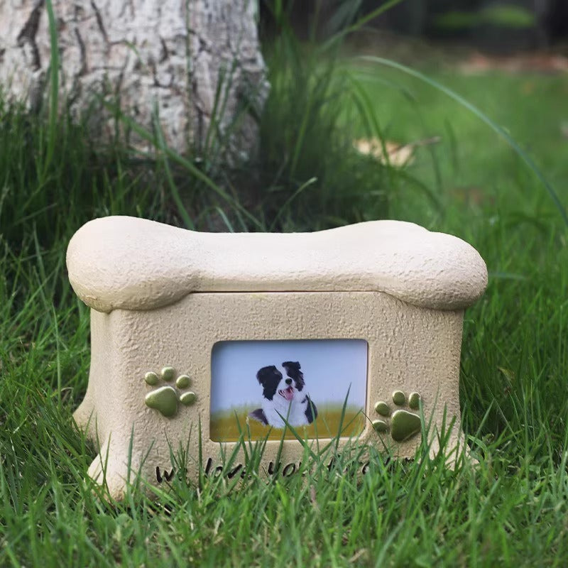 Handcrafted Resin Pet Memorial Casket & Ashes Urn – A Gentle Final Resting Place for Beloved Canine and Feline Companions