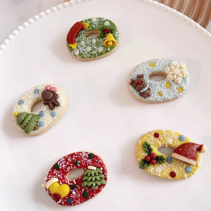 Custom Name Christmas Pet Bites - Handmade Baked Snacks for Dogs & Cats (Limited Stock)