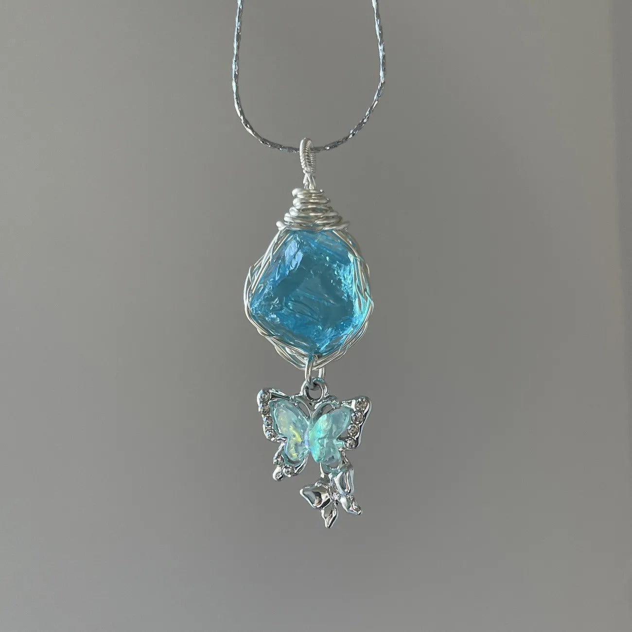 Original Natural Amethyst Aquamarine Rough Stone Handmade Wire Wrapped Butterfly Pendant Necklace Trendy Minimalist Unique Jewelry