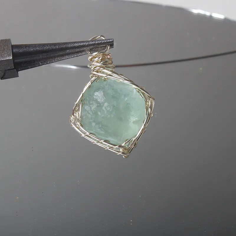 Natural Raw Crystal Wire Wrapped Pendant Necklace Alloy Chain Clear Quartz Rose Quartz Amethyst Dainty Clavicle Chain For Couple Daily Jewelry