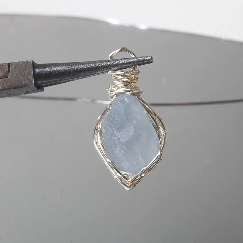 Natural Raw Crystal Wire Wrapped Pendant Necklace Alloy Chain Clear Quartz Rose Quartz Amethyst Dainty Clavicle Chain For Couple Daily Jewelry