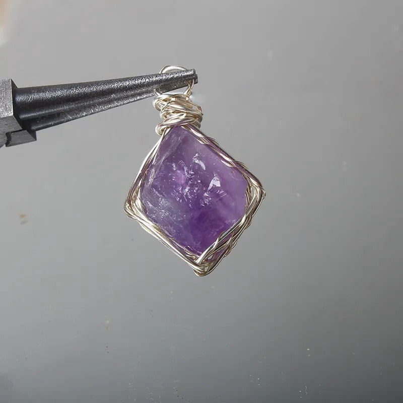 Natural Raw Crystal Wire Wrapped Pendant Necklace Alloy Chain Clear Quartz Rose Quartz Amethyst Dainty Clavicle Chain For Couple Daily Jewelry