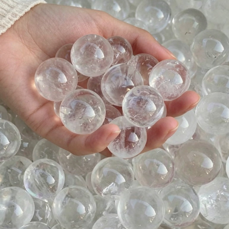 Natural Brazilian Clear Quartz Sphere Polished Raw Crystal Ball Ornament Wealth Good Luck Home Living Room Decor Gift Accessory