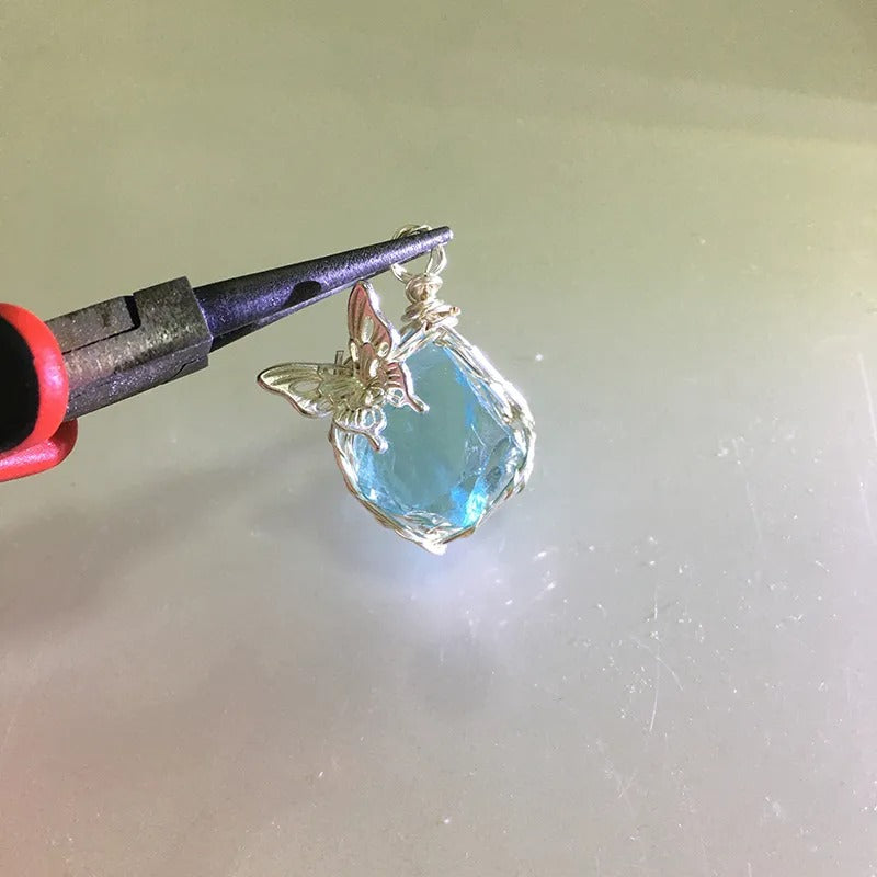 Natural Raw Crystal Wire Wrapped Pendant Necklace Alloy Chain Clear Quartz Rose Quartz Amethyst Dainty Clavicle Chain For Couple Daily Jewelry