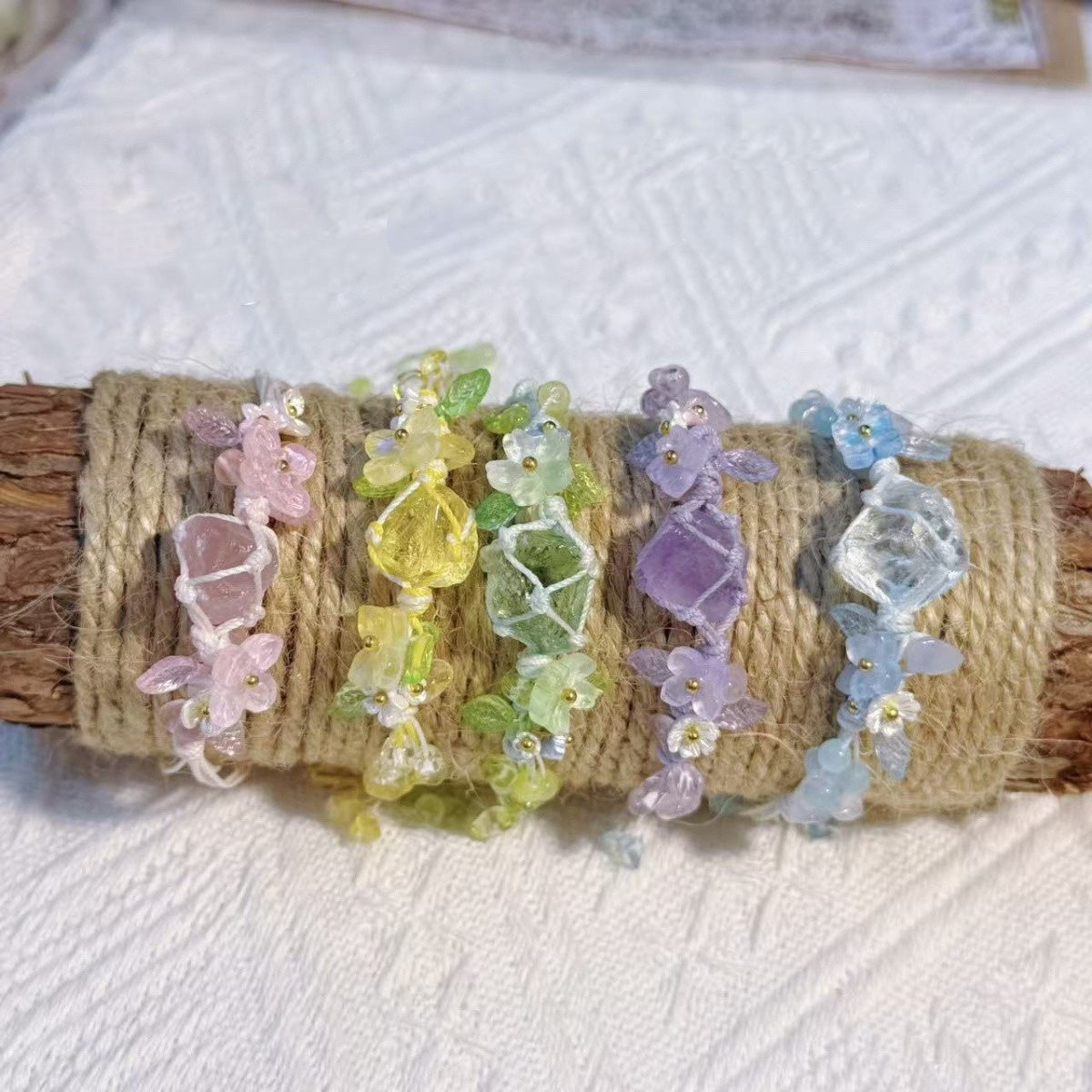 Handwoven Raw Crystal Braided Bracelet Summer Fresh Floral Dopamine Color Adjustable Rope Bracelet Cute Girly Healing Crystal Wrist Jewelry