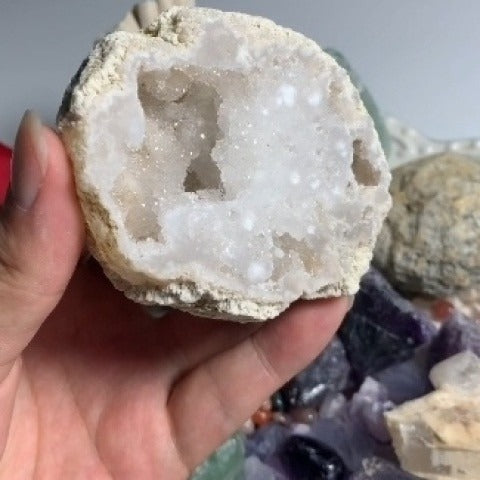 Natural Crystal Mystery Bag Blind Box Random Assorted Gemstones High Value For Crystal Cleansing Use